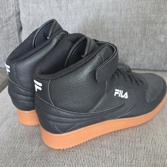 Fila Black Leather High-Tops with Gum Sole For Men, Size 8, NWOT main image 12